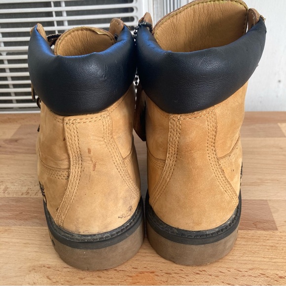 Timberland Men’s Size 5 Suede Leather Boots - Picture 3 of 7